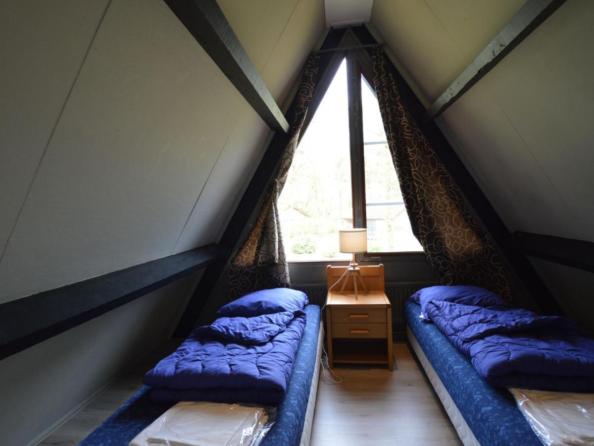Holiday Home With Large Terrace Stramproy エクステリア 写真